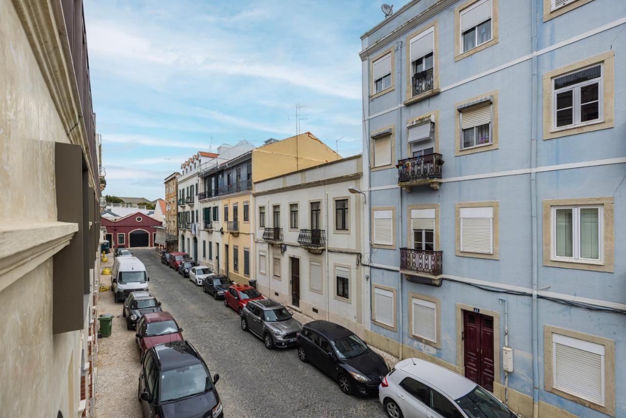 Hidden Pearl W/ Patio & Pool By Lovelystay Lisboa Exterior foto