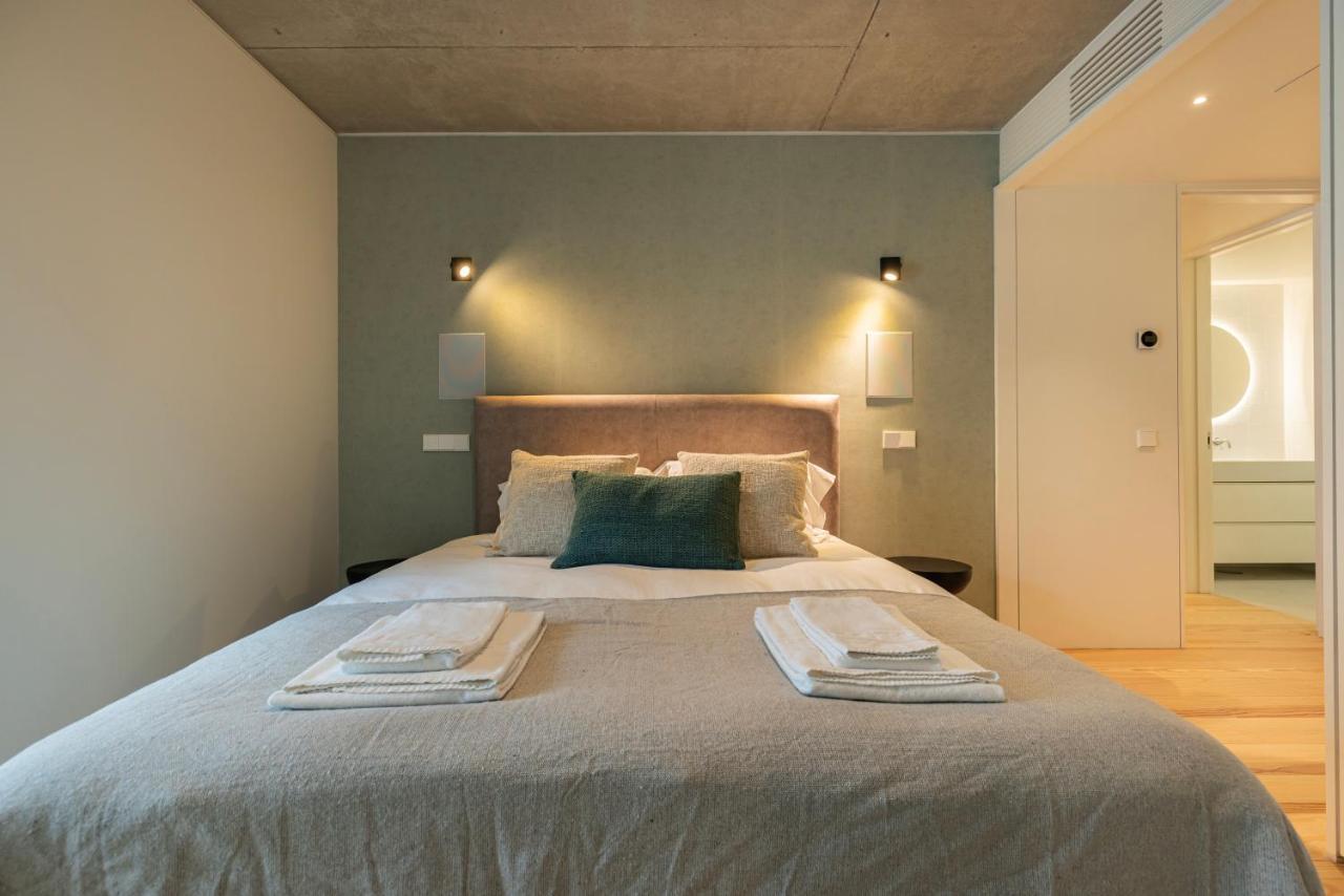 Hidden Pearl W/ Patio & Pool By Lovelystay Lisboa Exterior foto
