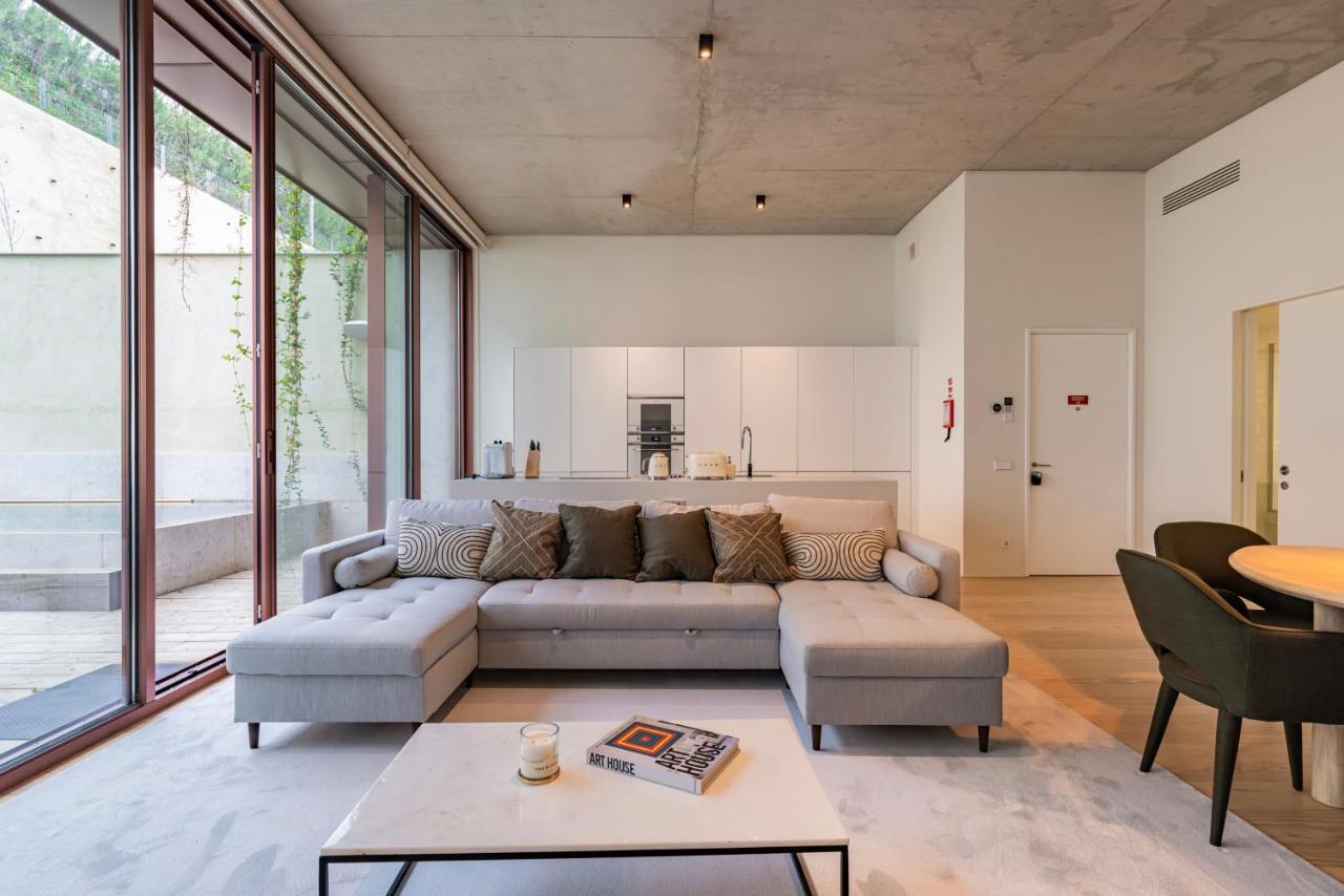 Hidden Pearl W/ Patio & Pool By Lovelystay Lisboa Exterior foto